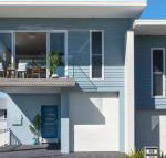 Blue Pelican pacific views walk to beach - Grafton Accommodation