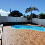 Across The Road From The Beach! - Grafton Accommodation 0