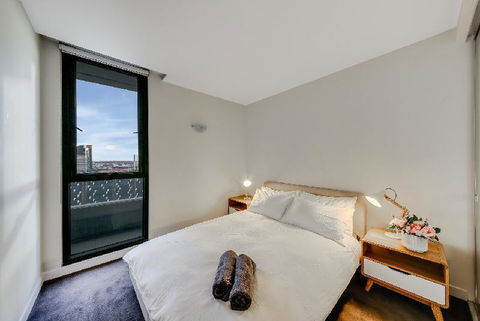 A Modern 2BR CBD Apt City Views FREE Parking - Grafton Accommodation 6