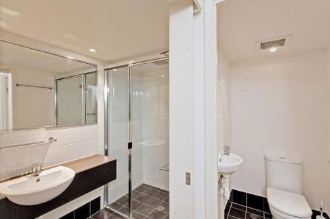 Baden 74 Rainbow Shores Top Floor Air Conditioned Unit Walk To Beach - Grafton Accommodation 1