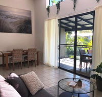 Baden 86 Rainbow Shores Walk To Beach Top Floor Air conditioned Unit - Grafton Accommodation