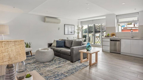 Salt 4 Getaway Luxury For 2 - Grafton Accommodation 1