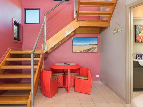 Amazing Views - Grafton Accommodation 6