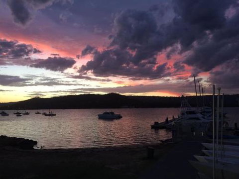 Salty Kisses Holiday House - Grafton Accommodation 1