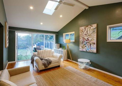 Seagrass House Modern North Avoca Oasis - Grafton Accommodation 2