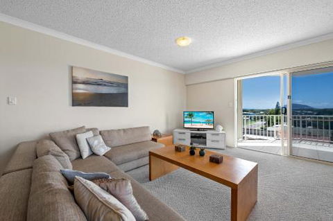 Ocean View 3 Bedroom Apartment - Grafton Accommodation 5