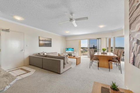 Ocean View 3 Bedroom Apartment - Grafton Accommodation 4