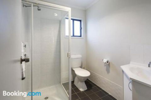 A One One Two At Island Beach - Grafton Accommodation 6