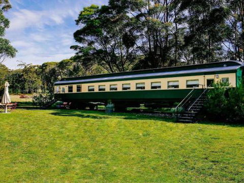 THE ANGAS CARRIAGE Alpine Southern Highlands 4pm Check Out On Sundays - Grafton Accommodation 0