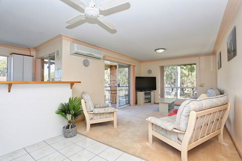 Enjoy Sunsets & Waterviews From Your Private Balcony - Grafton Accommodation 5