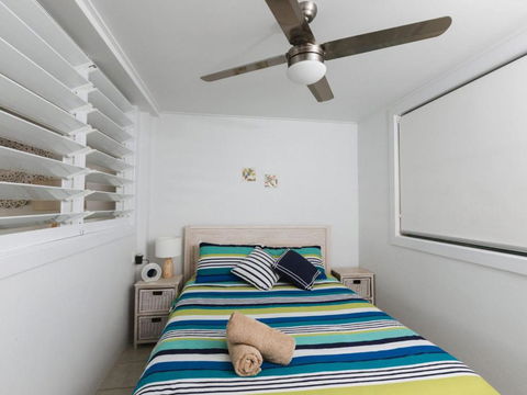 WHITE WAVES 4 ABSOLUTE BEACH FRONT STUDIO HASTINGS POINT - Grafton Accommodation 3