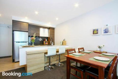 Cozy Homely Apartment CBR Central - Grafton Accommodation 5