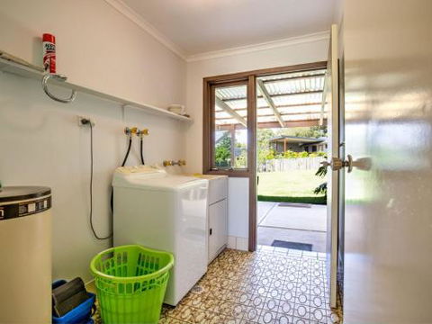 Fishermans Rest 4pm Check Out Sundays - Grafton Accommodation 4