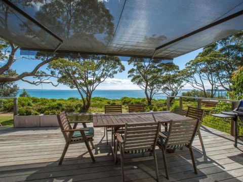On The Beach At Vincentia 4pm Check Out Sundays - Grafton Accommodation 0