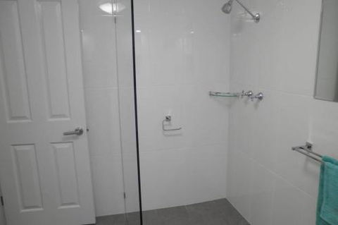 Almonta Apartments On The Water Front - Grafton Accommodation 6