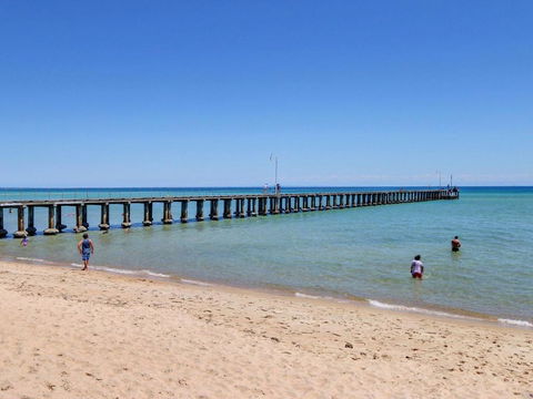 Rosalea By The Bay - Grafton Accommodation 2