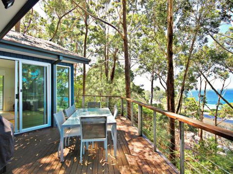 Aqua Pure At Hyams Beach 4pm Check Out Sundays - Grafton Accommodation 5