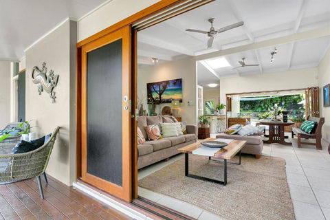 Vista Hillview Family Villa - Grafton Accommodation 2