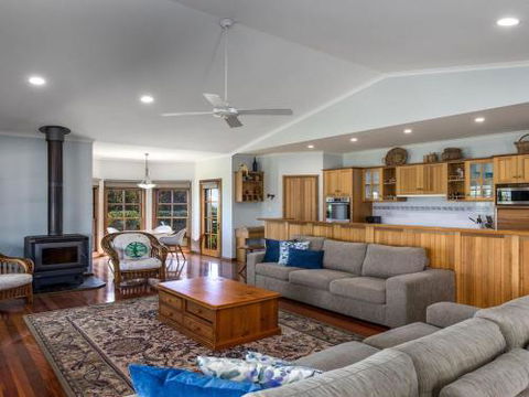 GULL HOUSE Kiama 4pm Check Out Sundays - Grafton Accommodation 3