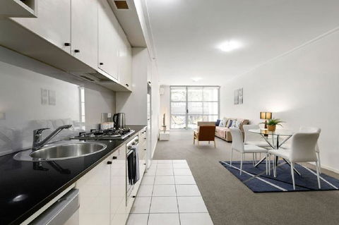 A Modern & Cozy Studio Next To Darling Harbour - Grafton Accommodation 3