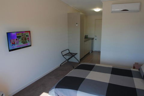 Black Rock Inn - Grafton Accommodation 2