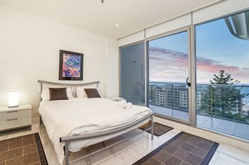 Penthouse Liberty Towers - Grafton Accommodation 2