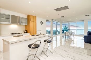 Penthouse Liberty Towers - Grafton Accommodation 3