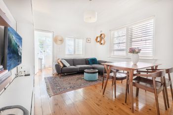 Picturesque Bellevue Hill 2BR Apt H452 - Grafton Accommodation 0