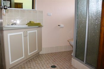 Colonial Motor Inn Lithgow - Grafton Accommodation 5