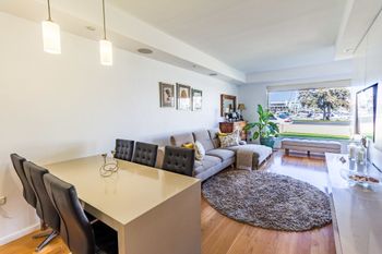 Serene Marinafront 3BR Retreat - Grafton Accommodation 6