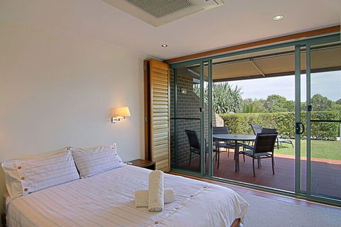 A Perfect Stay - 3 James Cook Apartments - Grafton Accommodation 3