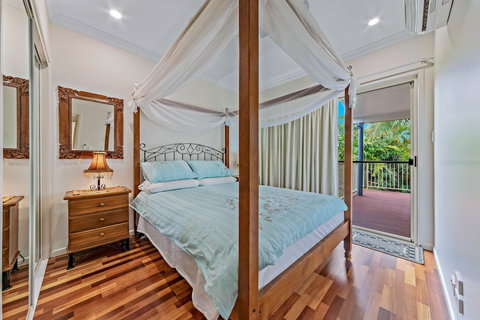 Bay Breezes - Cannonvale - Grafton Accommodation 6