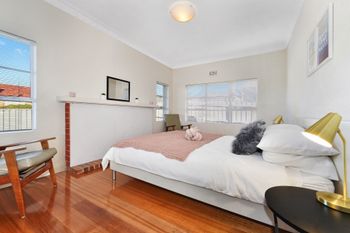 Spacious & Bright 4 Bedroom Home - Grafton Accommodation 4
