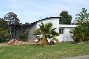 Mathews - Grafton Accommodation 4