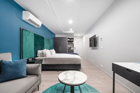 Oros Plus Hotel - Grafton Accommodation 4