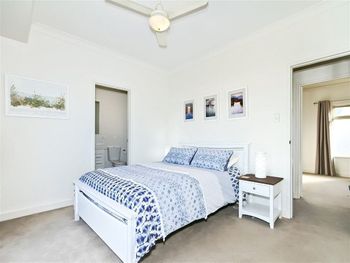 Modern Seaside Sanctuary - Grafton Accommodation 1