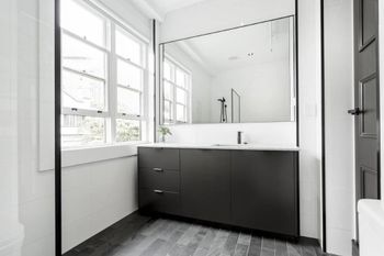 Stunning City Apartment H350 - Grafton Accommodation 2