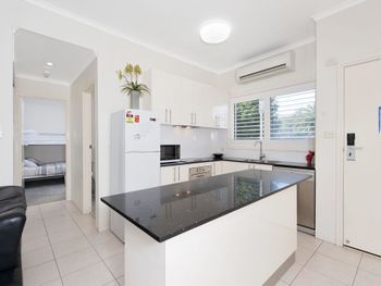 Sandy Point Road Unit 337 265 Pacific Blue - Grafton Accommodation 6