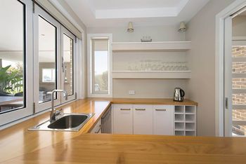 Blessings By The Sea - Grafton Accommodation 5