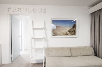 1 BR Park Breathtaking Sydney Skyline - Grafton Accommodation 3