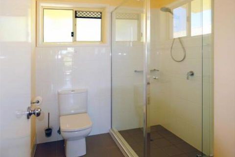At Cylinder Unit 3 - Grafton Accommodation 4
