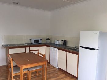 Nutgrove Beach Studio Apartment - Grafton Accommodation 4