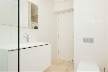Bondi Beach Waterfront - Grafton Accommodation 6