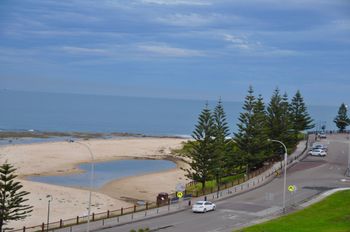 Luxury Beach Escape 90mins From Sydney - Grafton Accommodation 4