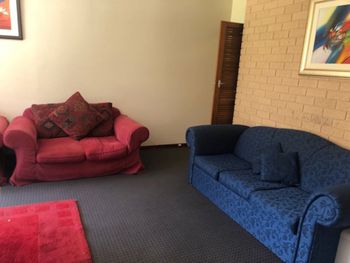 Caves Cottage - Grafton Accommodation 1