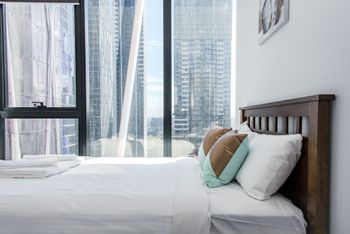 Avant Tower Apartment - Grafton Accommodation 1