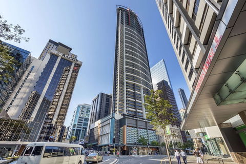Oaks Aurora Tower - Grafton Accommodation 3