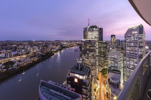 Oaks Aurora Tower - Grafton Accommodation 2