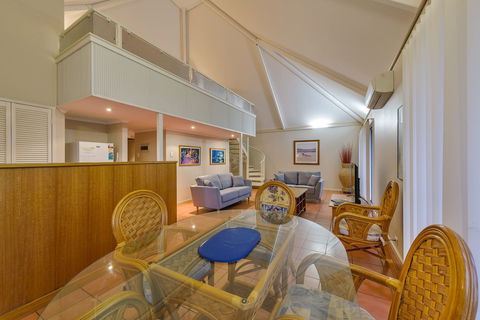Osprey Holiday Village Unit 123 - Grafton Accommodation 1