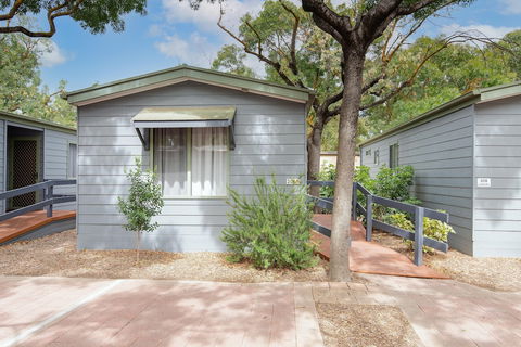 Adelaide Caravan Park - Grafton Accommodation 0